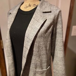 Banana Republic houndstooth boyfriend fit blazer